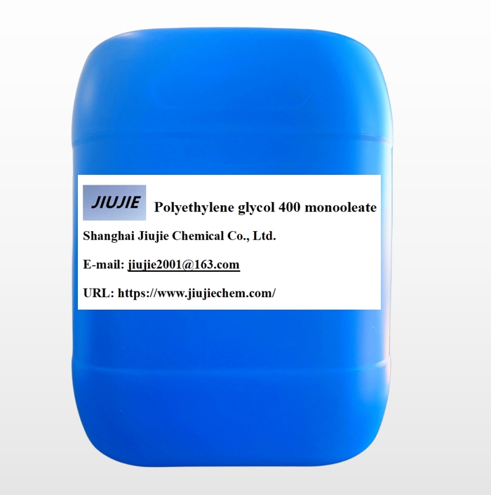 Polyethylene glycol 400 monooleate