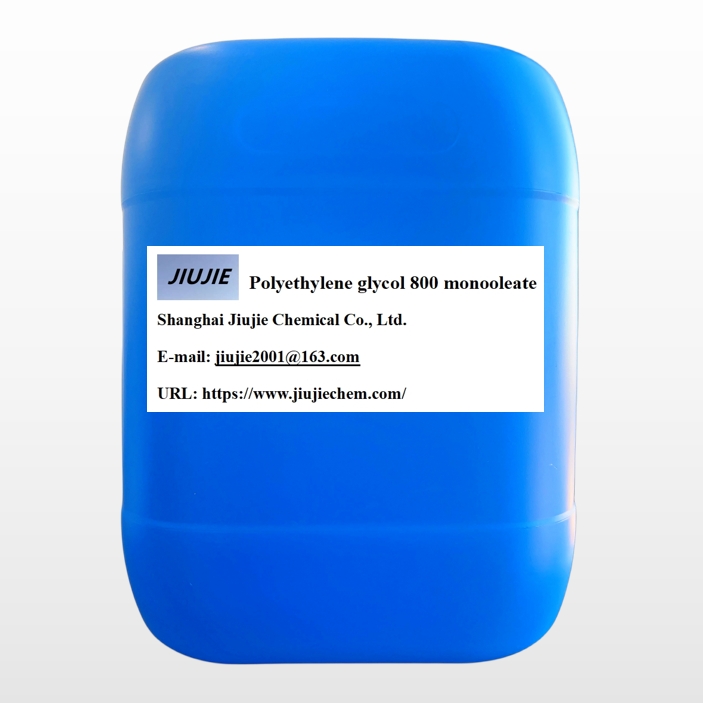 Polyethylene glycol 800 monooleate